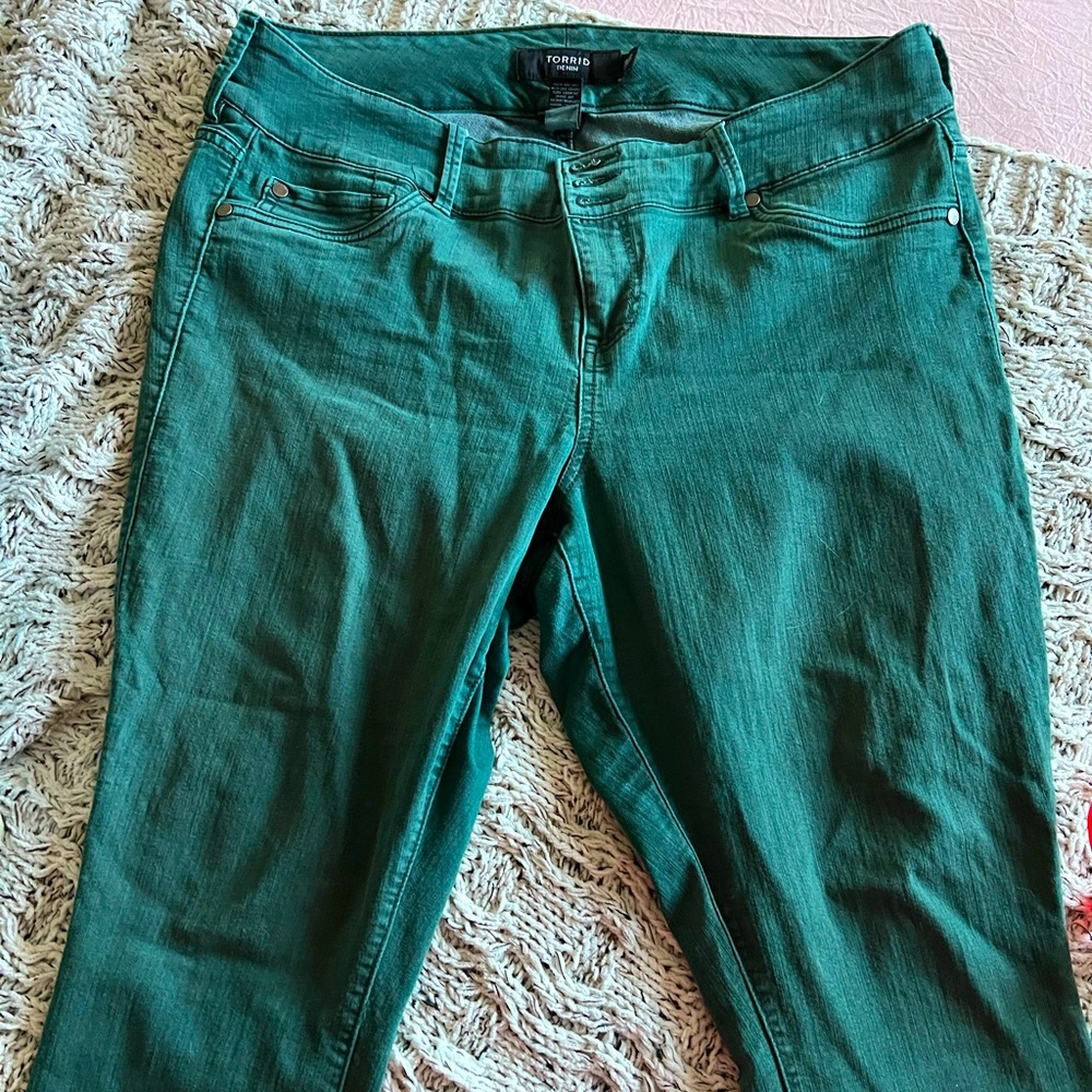 Torrid skinny jeans in Forrest green